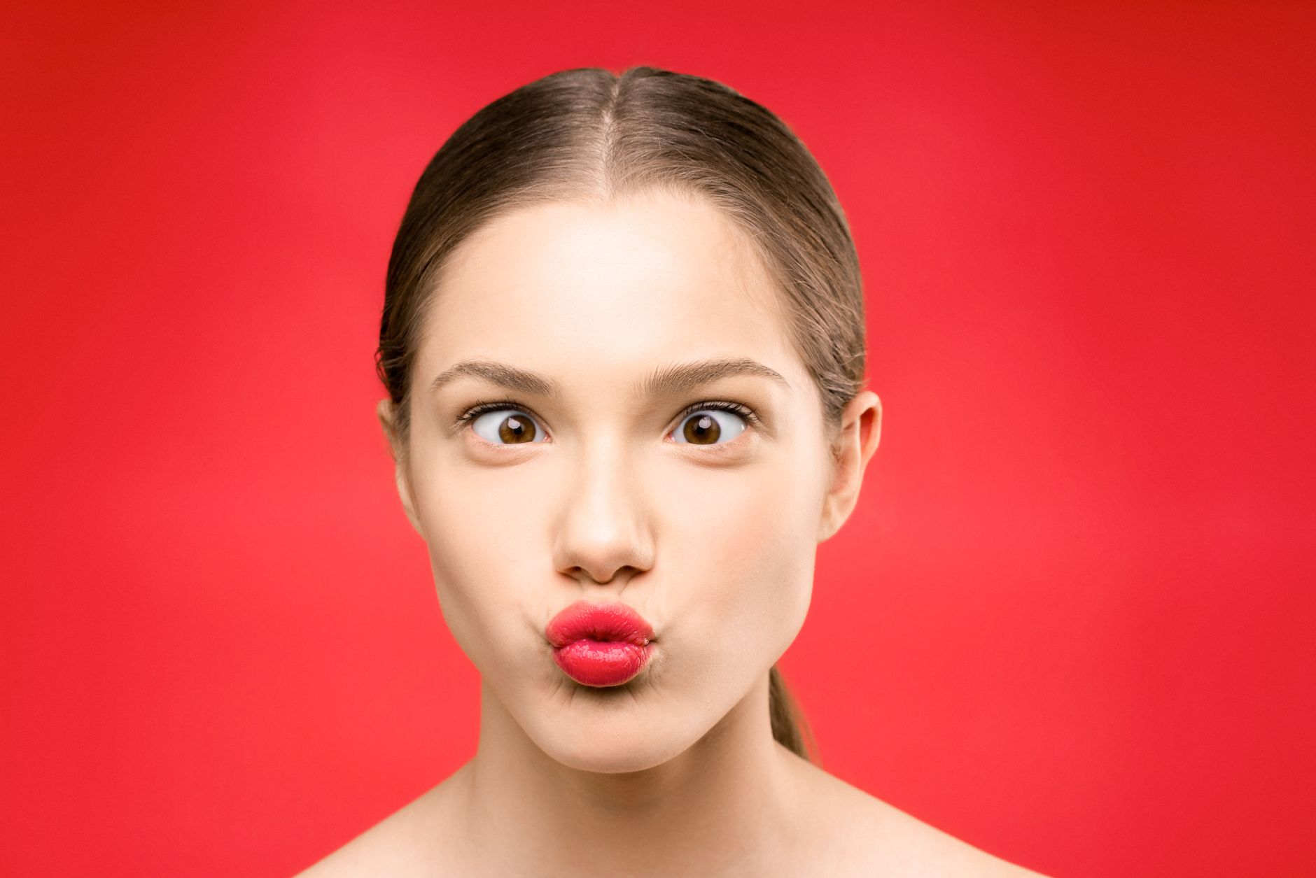 Réduire le volume du visage : astuces alimentaires et exercices simples