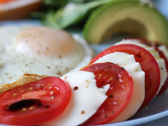 Pourquoi un petit-déjeuner protéiné pourrait booster votre régime minceur