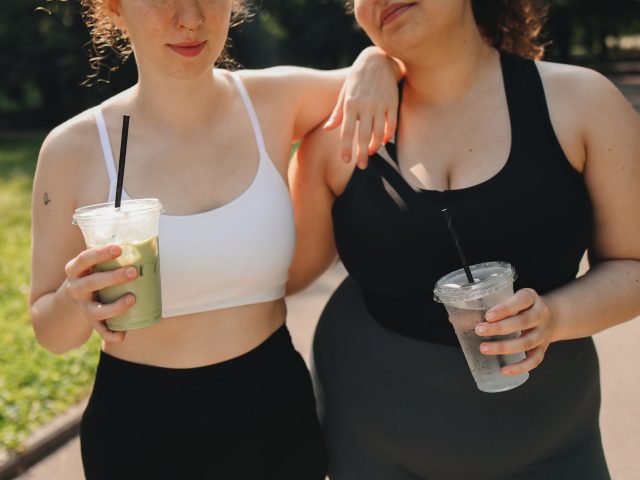 Quelles boissons peuvent aider à la perte de poids ?