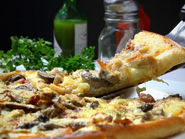 Comparer Yuka et Open Food Facts pour analyser les aliments